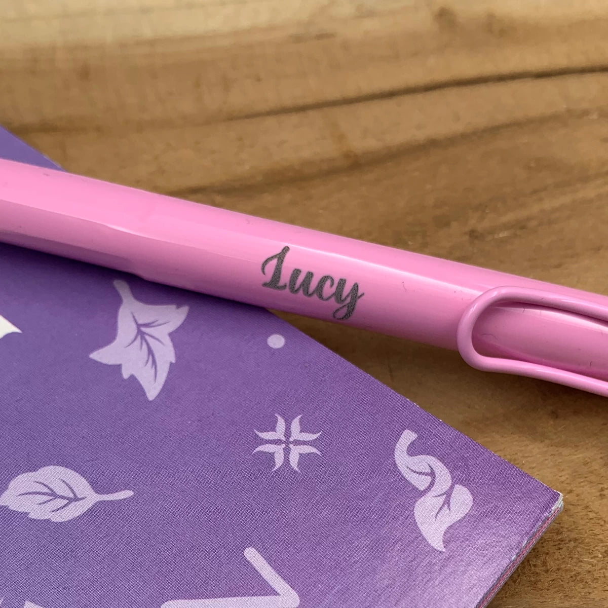 LAMY safari Füller lightrose mit Gravur