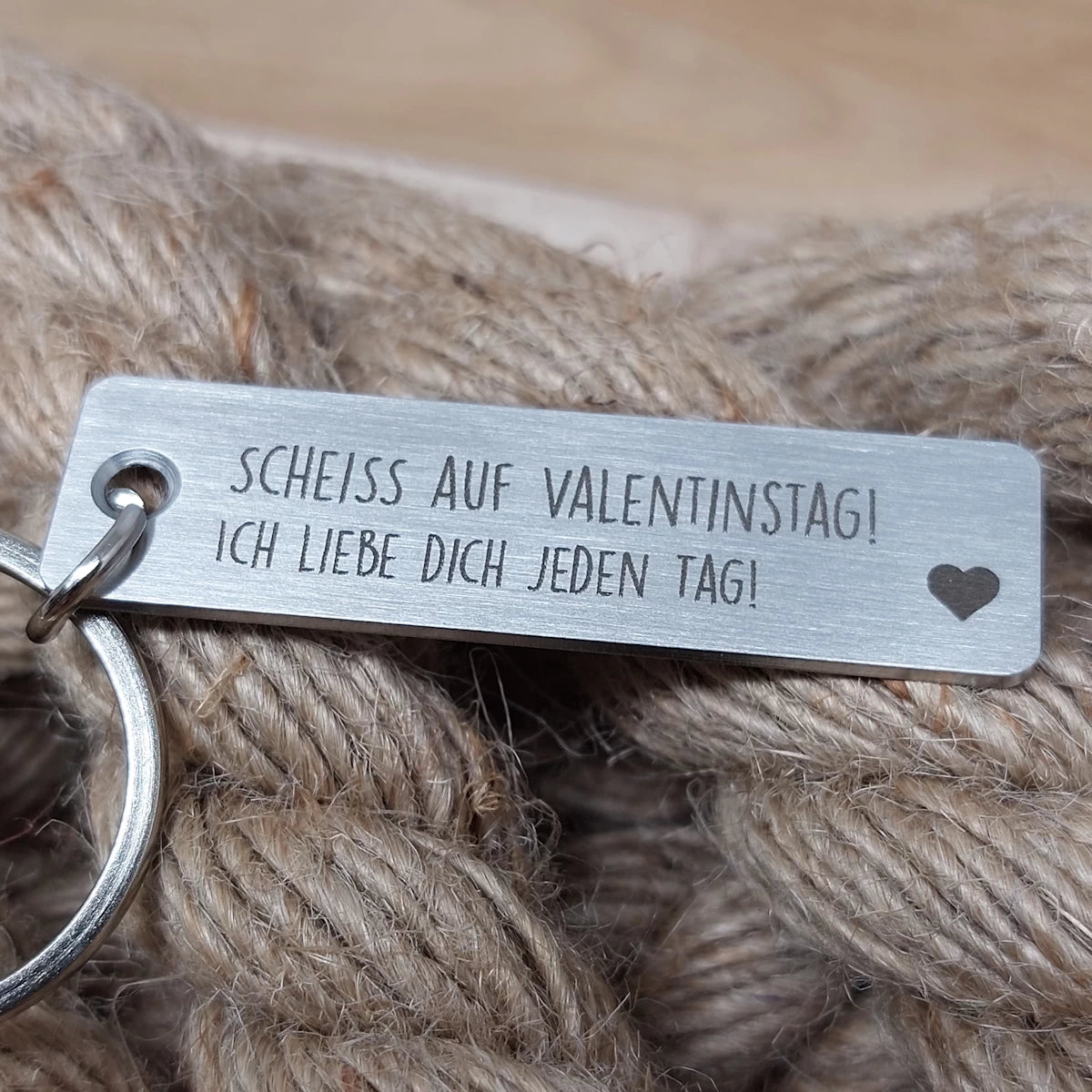 Personalisierter Schlüsselanhänger Eckig mit deiner Wunschgravur