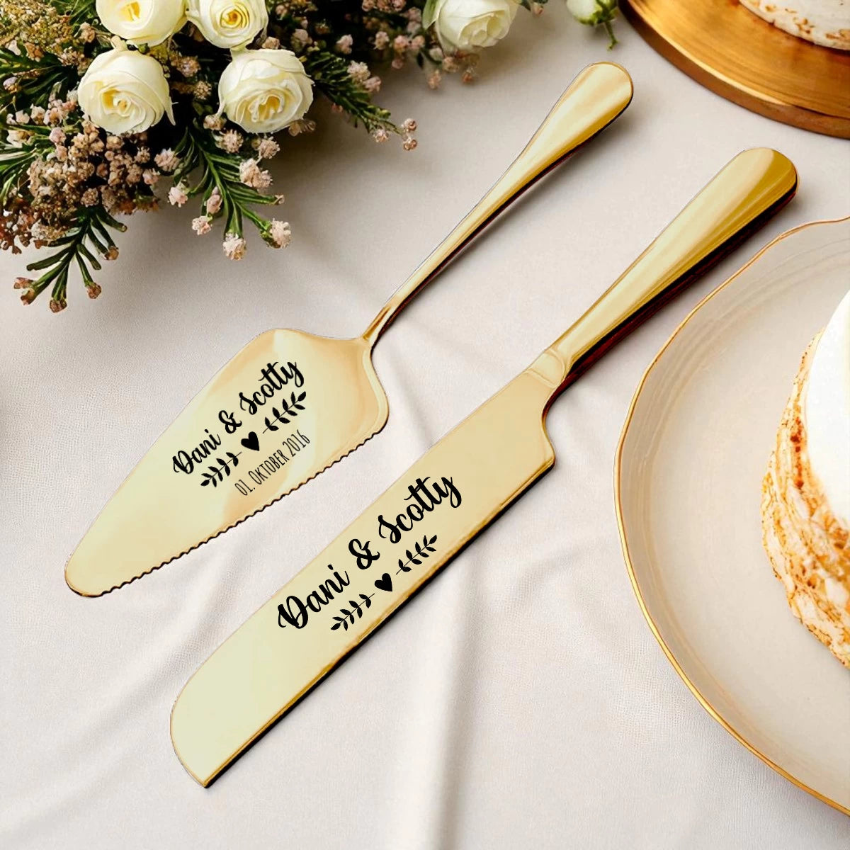 Personalisiertes Hochzeits-Tortenmesser & Tortenheber Set – Gold | Style 1