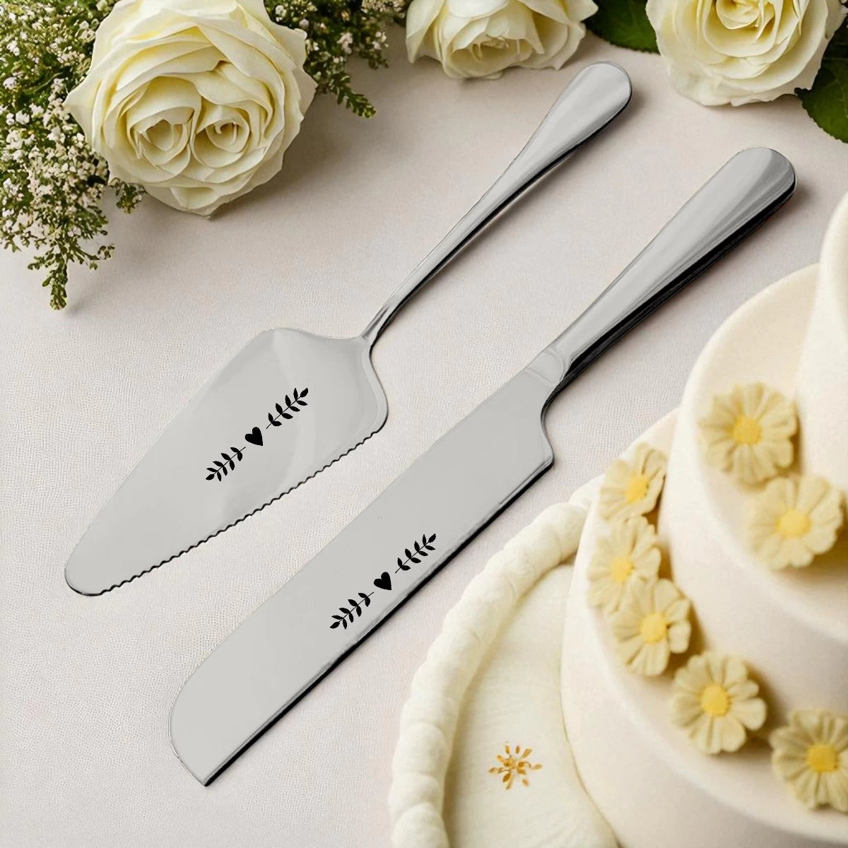 Personalisiertes Hochzeits-Tortenmesser & Tortenheber Set – Silber | Style 1