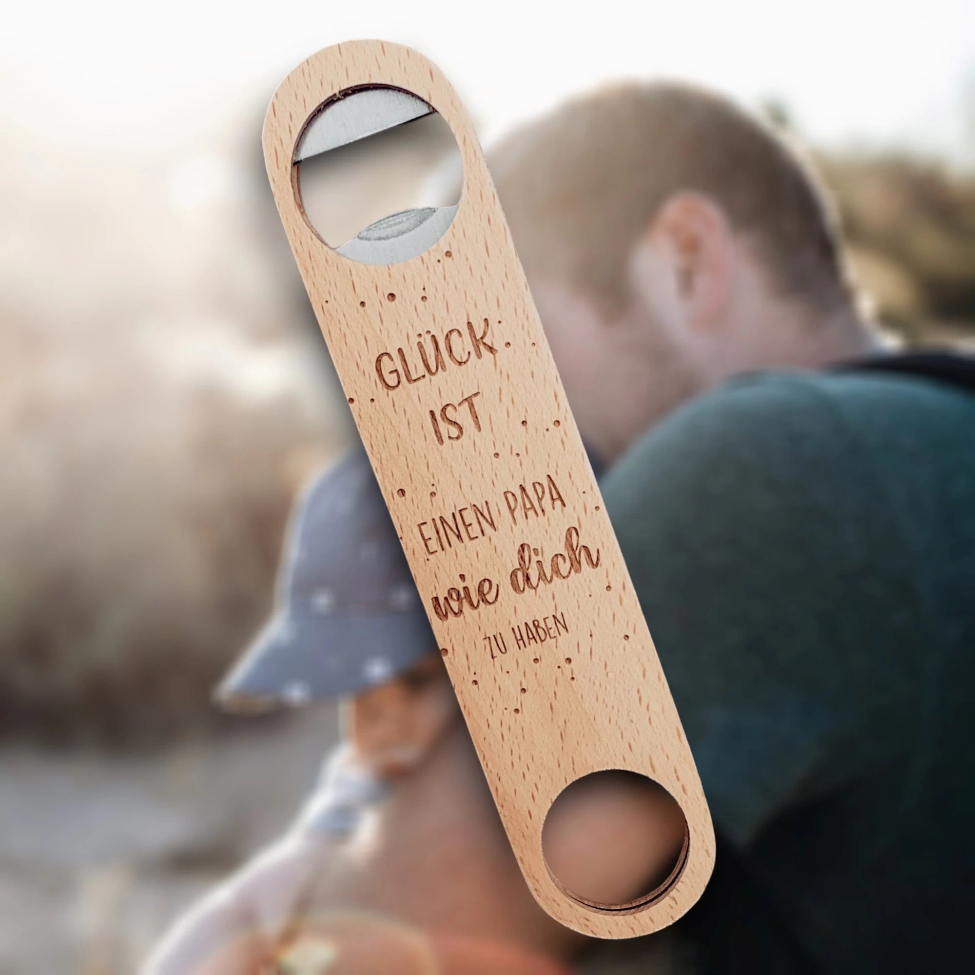 Flaschenöffner VATERTAG personalisiert - Glück ist, einen Papa wie dich zu haben